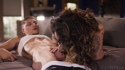 Brunette Arabelle Raphael With Natural Tits Gets Pleasured Topless Handjob